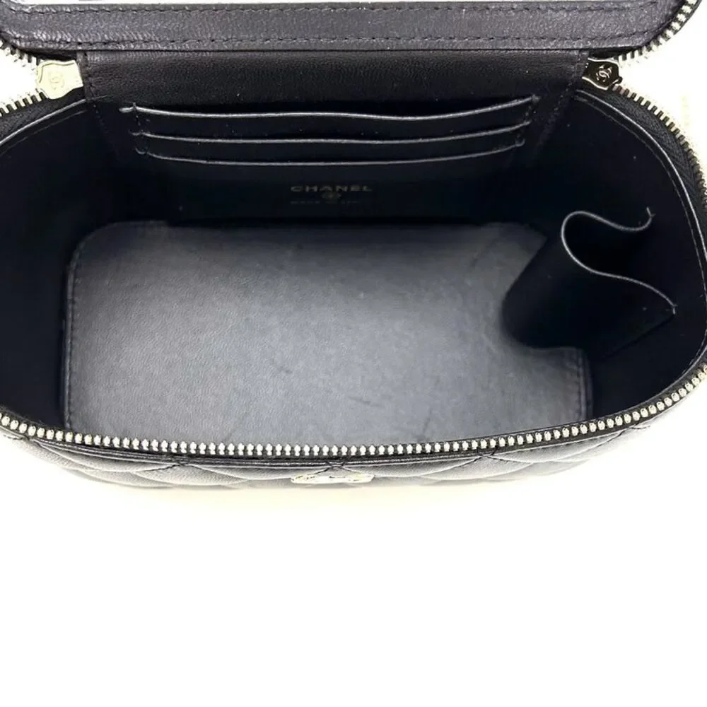 Chanel Women Pre-Loved Bag Very Good Condition